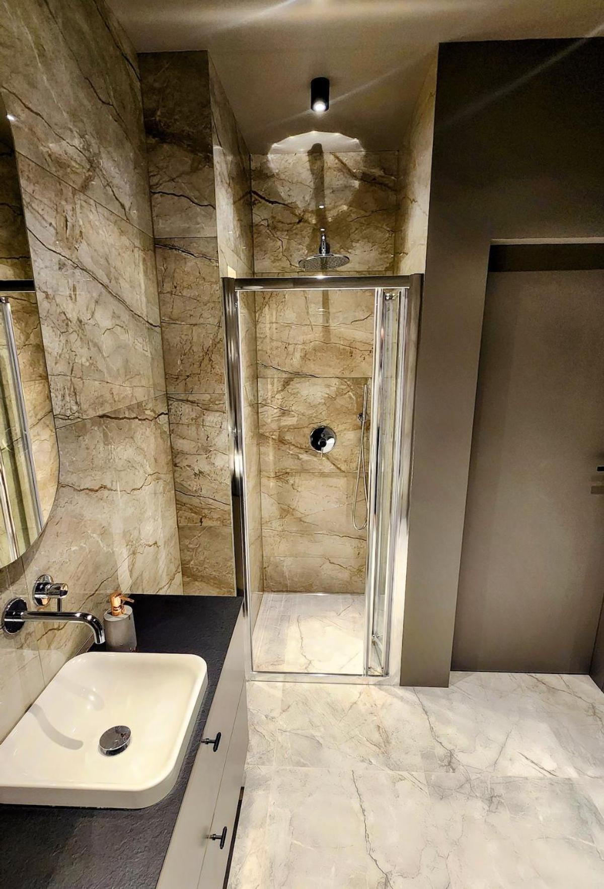 Apartament Dzierzonia 12